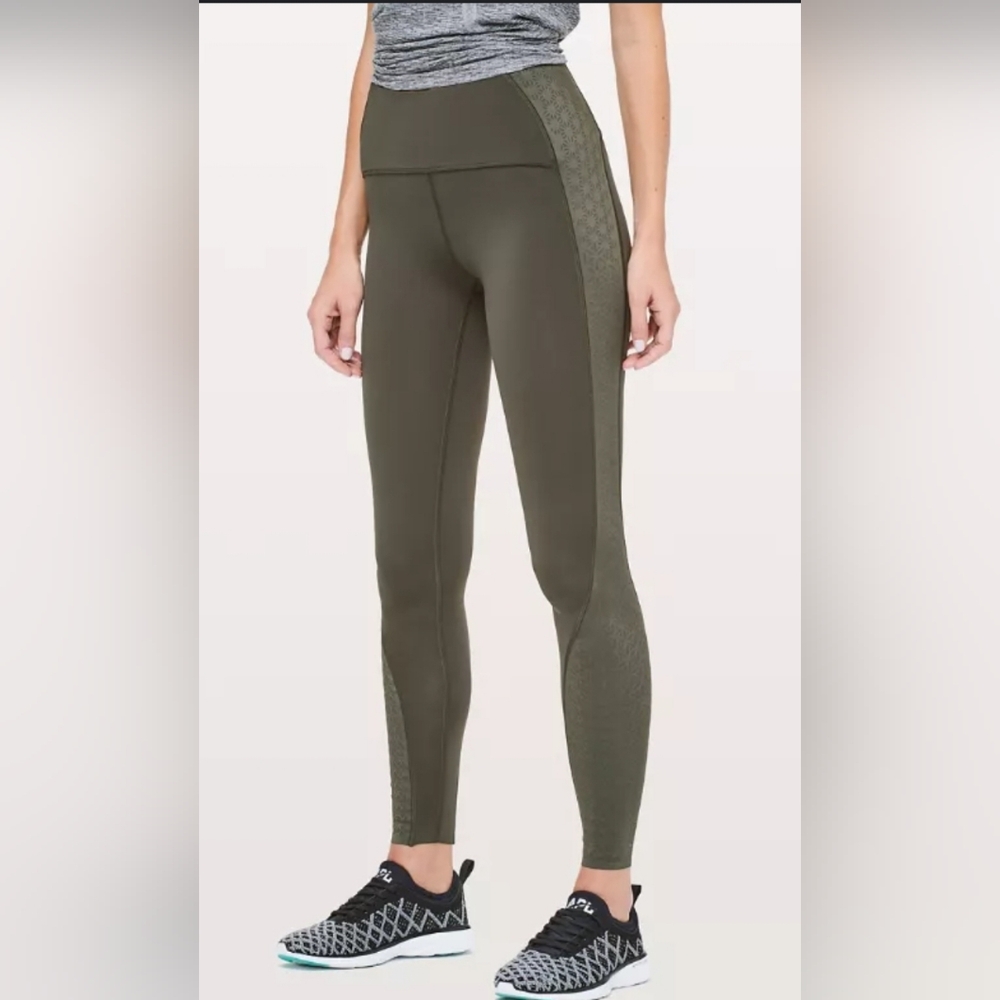 Lululemon Strength and Sweat High Rise Leggings 28 Inch Inseam Size 4